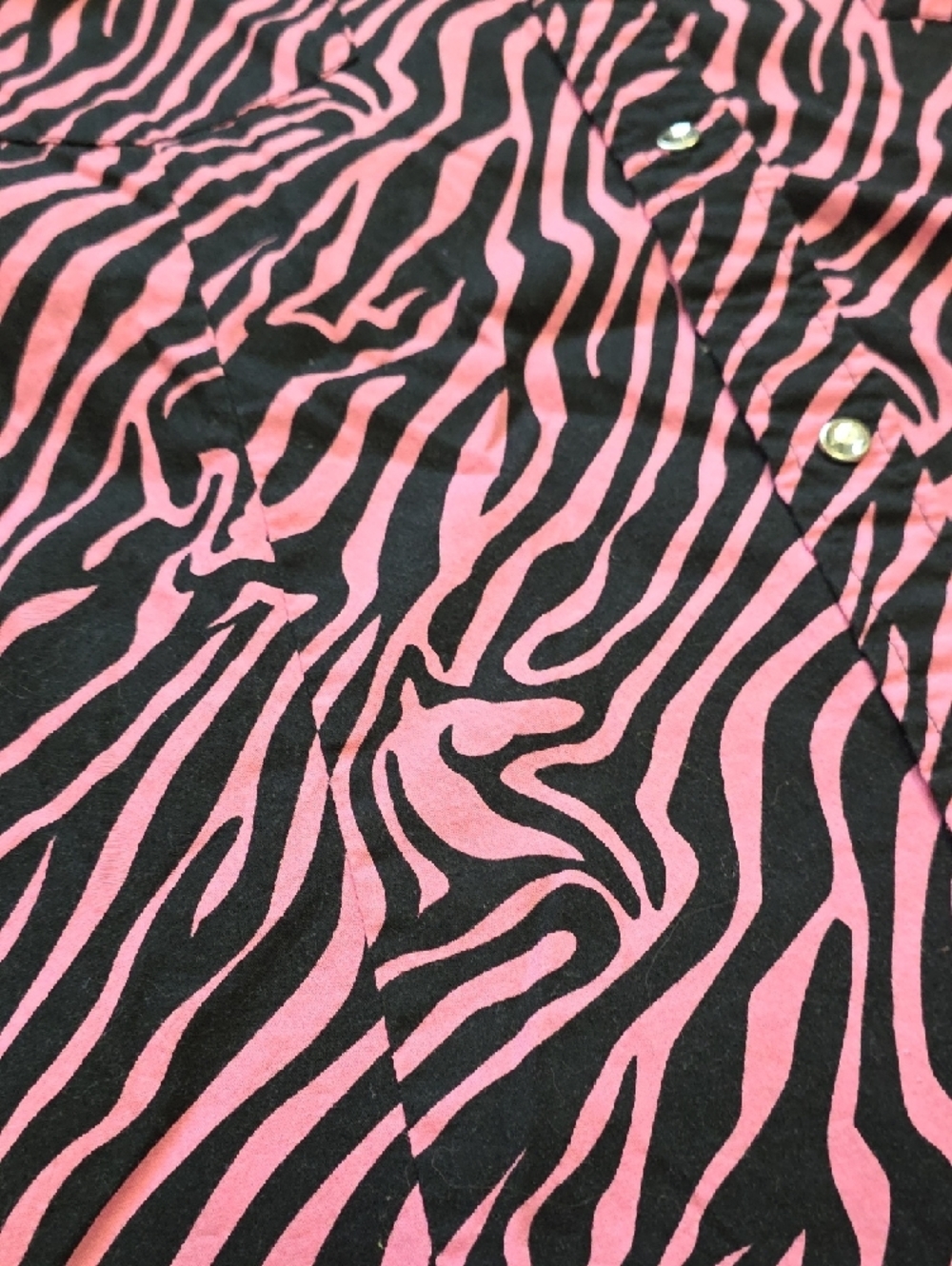 Womens's Pink & Black Zebra-Print Button Down Shirt - Picture 6 of 13